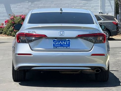 Used 2023 Honda Civic Sport image 5