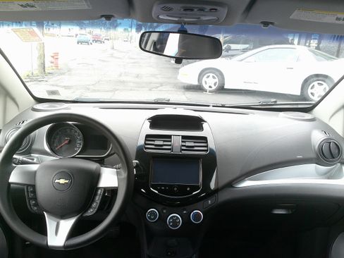 Used 2015 Chevrolet Spark LT FWD image 15