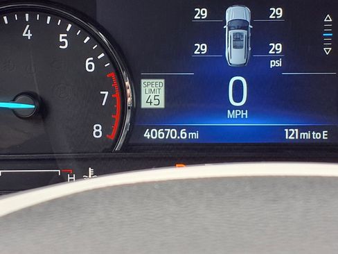 Used 2023 Ford Explorer XLT w/ Equipment Group 202A image 20