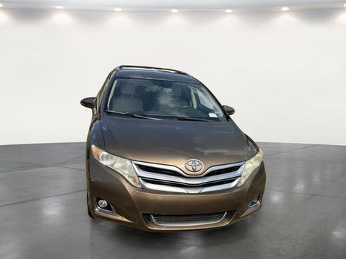 Used 2013 Toyota Venza LE FWD image 7