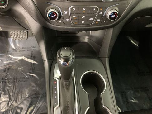 Used 2020 Chevrolet Equinox LT w/ Midnight Edition AWD/4WD image 25