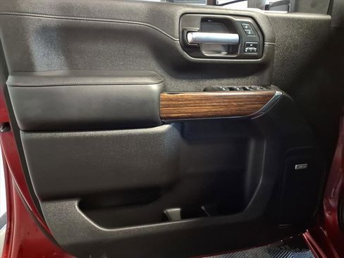 Used 2023 Chevrolet Silverado 2500 High Country w/ Technology Package image 15