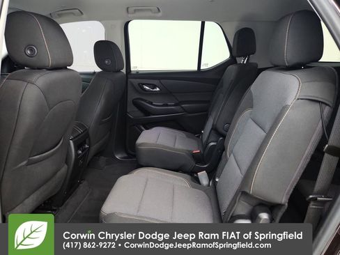 Used 2020 Chevrolet Traverse LT w/ Driver Confidence II Package AWD/4WD image 30