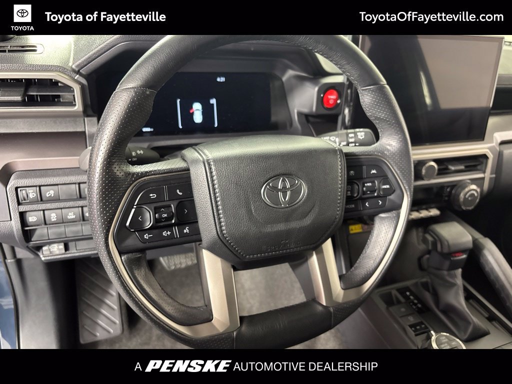 Certified 2025 Toyota 4Runner TRD Off-Road Premium AWD/4WD image 29
