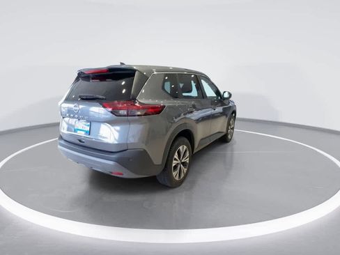 Used 2022 Nissan Rogue SV image 8