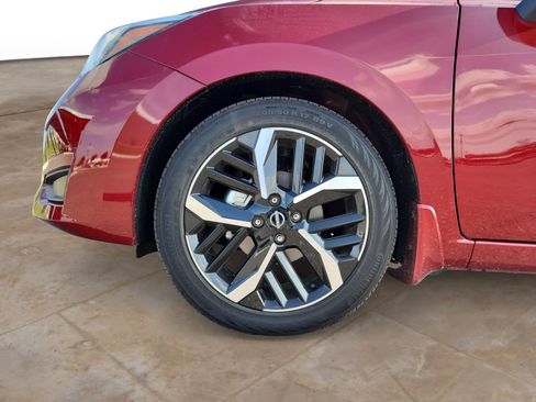 New 2025 Nissan Versa SR w/ Trunk Package image 26