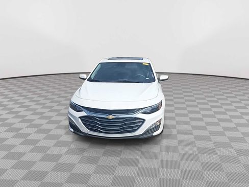 Used 2024 Chevrolet Malibu LT FWD image 3