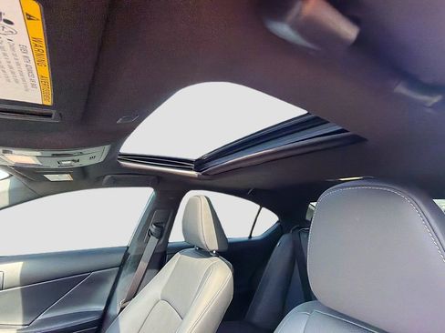 Used 2025 Lexus IS 350 F Sport image 21