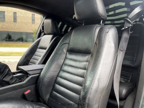 Used 2008 Ford Mustang GT RWD image 24
