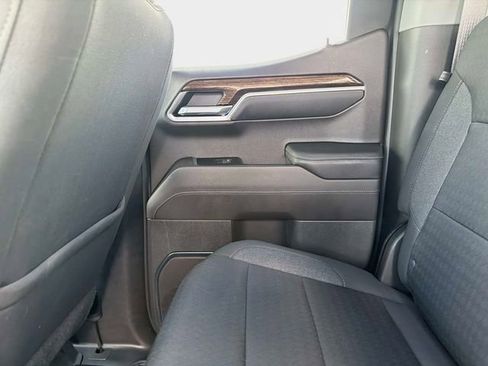 Used 2022 GMC Sierra 1500 SLE image 14