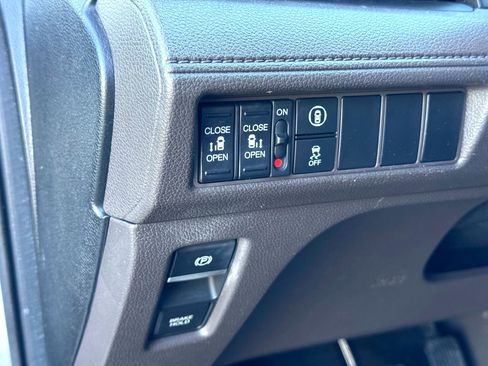 Used 2022 Honda Odyssey EX image 14