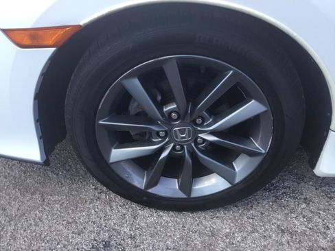 Used 2019 Honda Civic EX image 19