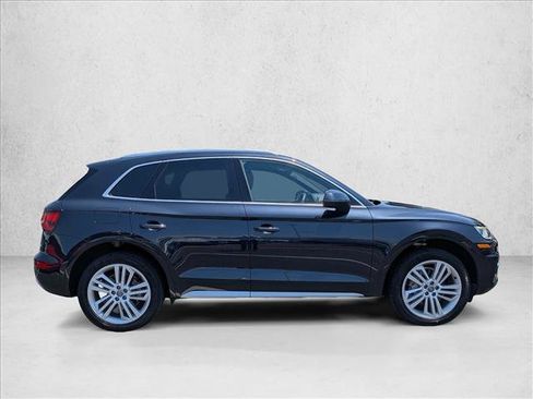 Used 2020 Audi Q5 2.0T Premium Plus w/ Premium Plus Package AWD/4WD image 4