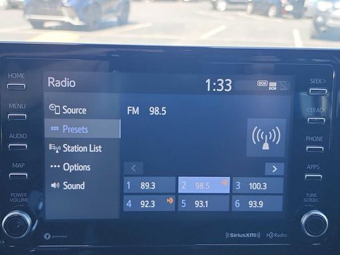 Used 2022 Toyota Corolla SE image 17