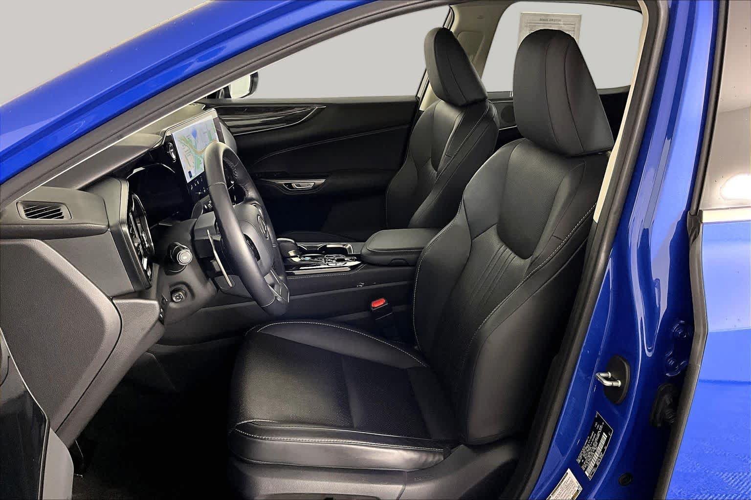 Used 2024 Lexus NX 350h AWD w/ Vision Package image 7