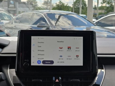 Used 2025 Toyota Corolla SE FWD image 13
