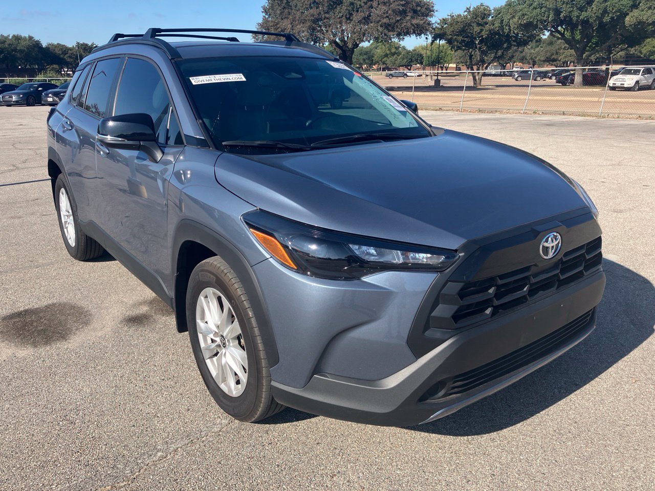 Used 2026 Toyota Corolla Cross LE FWD image 1