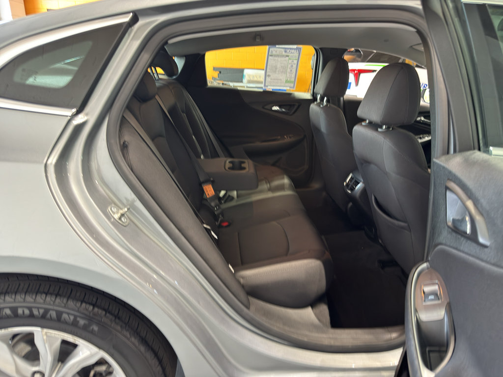 Used 2024 Chevrolet Malibu LT FWD image 15