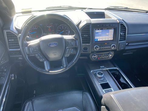 Used 2018 Ford Expedition Limited w/ Equipment Group 302A image 12