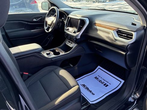 Used 2023 GMC Acadia SLE w/ Driver Convenience Package image 32