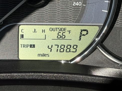 Used 2016 Toyota Corolla image 22