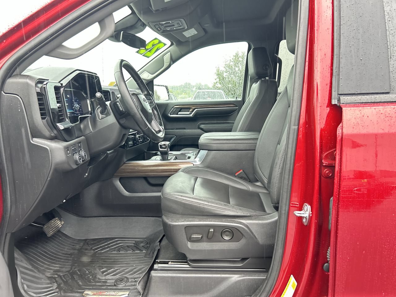 Used 2023 Chevrolet Silverado 1500 LT Trail Boss w/ Convenience Package II AWD/4WD image 26