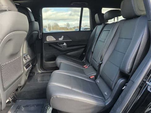 Used 2025 Mercedes-Benz GLS 450 4MATIC image 15