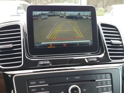 Used 2018 Mercedes-Benz GLE 350 4MATIC image 14