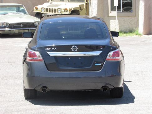 Used 2014 Nissan Altima 2.5 S image 5