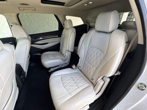 Certified 2024 Buick Enclave Avenir w/ Avenir Technology Package FWD image 26