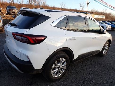Certified 2023 Ford Escape Active w/ Tech Pack #2 AWD/4WD image 9