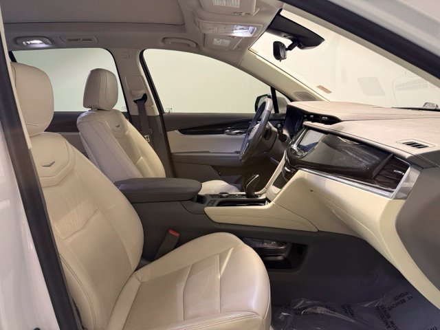 Used 2021 Cadillac XT6 Premium Luxury AWD/4WD image 31
