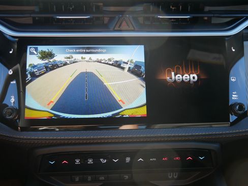 New 2026 Jeep Cherokee Overland AWD/4WD image 21