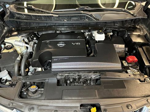 Used 2017 Nissan Murano Platinum w/ Platinum Technology Package AWD/4WD image 24