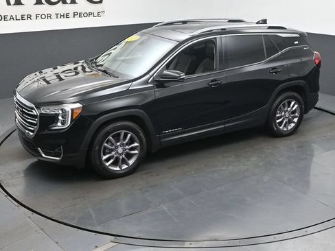 Used 2023 GMC Terrain SLT FWD image 45