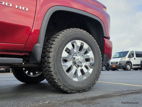 Used 2022 Chevrolet Silverado 2500 High Country w/ Z71 Off-Road Package AWD/4WD image 5