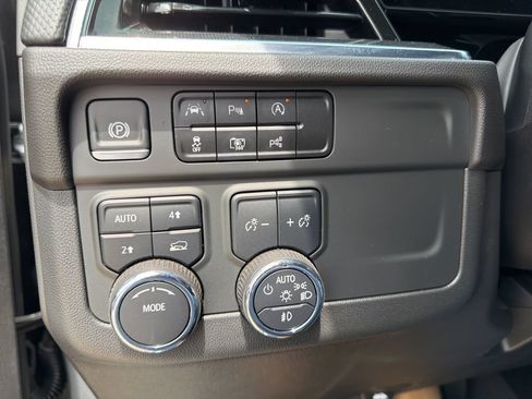 Used 2025 Chevrolet Tahoe RST w/ Comfort Package AWD/4WD image 37