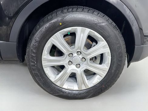 Used 2017 Land Rover Range Rover Evoque SE Premium AWD/4WD image 28