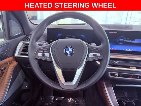 Used 2025 BMW X5 xDrive50e w/ Executive Package AWD/4WD image 14