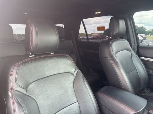 Used 2018 Ford Explorer Sport w/ Equipment Group 401A AWD/4WD image 20