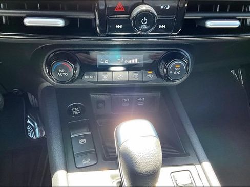 Used 2026 Nissan Kicks SV FWD image 15