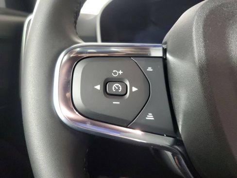 Used 2026 Volvo XC40 B5 Core AWD/4WD image 27