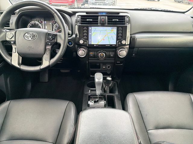 Used 2022 Toyota 4Runner TRD Off-Road Premium AWD/4WD image 9