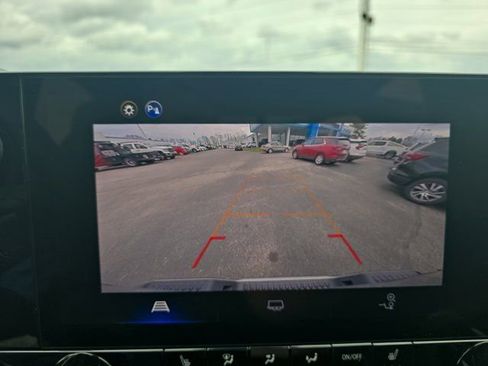 New 2026 Chevrolet Colorado LT image 32