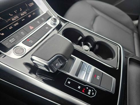 New 2026 Audi Q7 2.0T Premium image 32