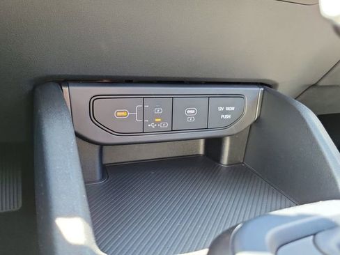 New 2026 Kia K4 FWD image 19