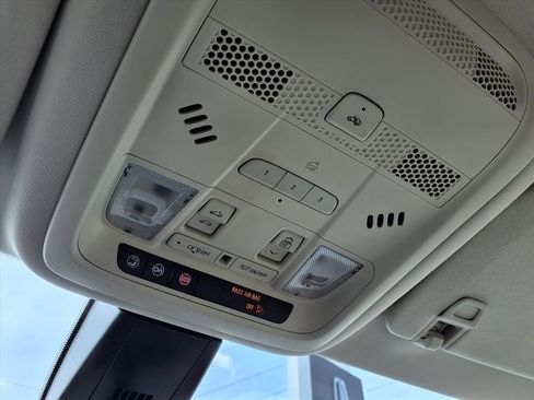 Used 2023 Cadillac XT6 Premium Luxury w/ Technology Package image 22