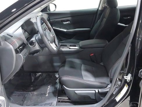 Used 2025 Nissan Sentra SR w/ Midnight Edition FWD image 19