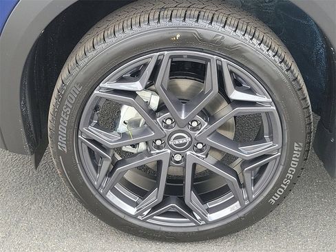 New 2026 Nissan Kicks SR w/ SR Premium Package image 18