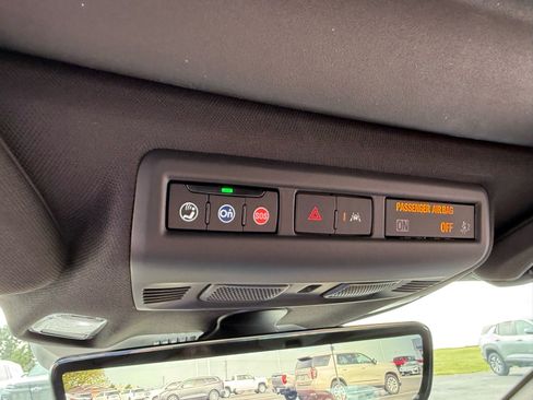 Used 2025 Chevrolet Corvette E-Ray w/ ZER Performance Package AWD/4WD image 27